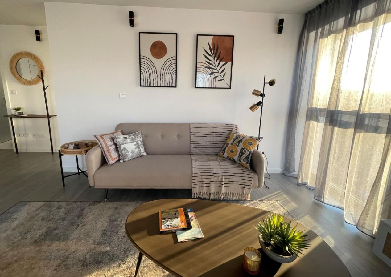 Retiro Em Valenca Apartment ภายนอก รูปภาพ